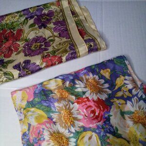 Lot of 2 Scarves Floral Feminine Silk Colorful Beautiful Scarf